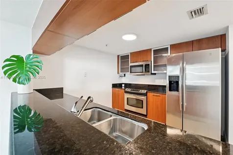 1800 N Bayshore Drive Miami FL 33132