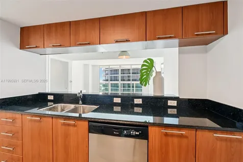 1800 N Bayshore Drive Miami FL 33132