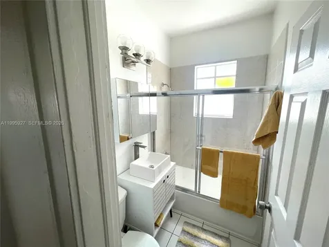 1611 Michigan Avenue Miami Beach FL 33139