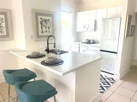 1611 Michigan Avenue Miami Beach FL 33139