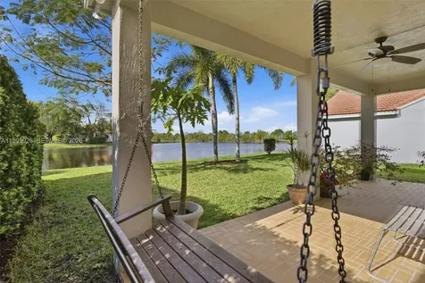 1326 Canary Island Drive Weston FL 33327