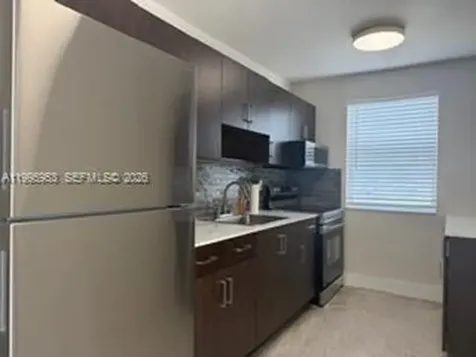 1607 NW 16th Avenue Miami FL 33125