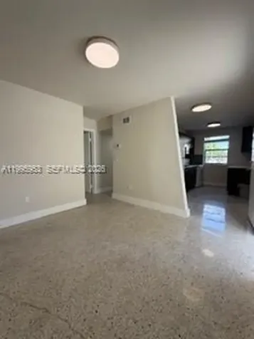 1607 NW 16th Avenue Miami FL 33125