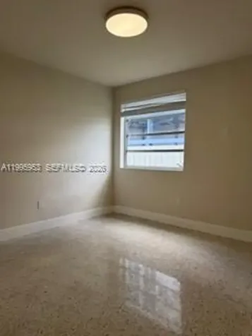 1607 NW 16th Avenue Miami FL 33125
