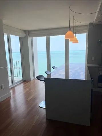 881 Ocean Drive Key Biscayne FL 33149