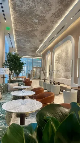 77 SE 5th Street Miami FL 33131