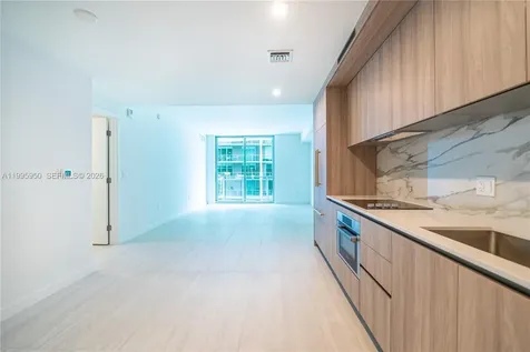 77 SE 5th Street Miami FL 33131