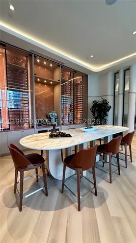 77 SE 5th Street Miami FL 33131