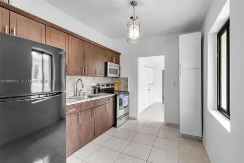670 E 45th Street Hialeah FL 33013