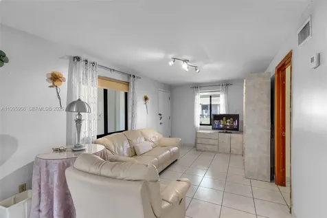 670 E 45th Street Hialeah FL 33013
