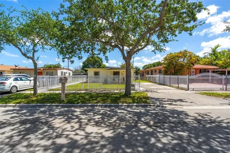 670 E 45th Street Hialeah FL 33013