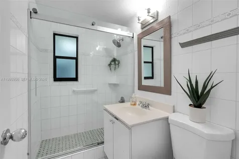 670 E 45th Street Hialeah FL 33013