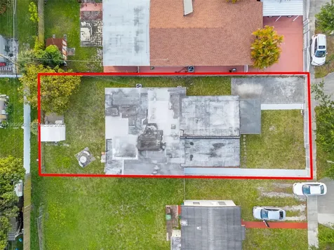 670 E 45th Street Hialeah FL 33013