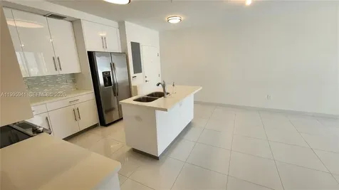 2651 NE 212th Terrace Miami FL 33180