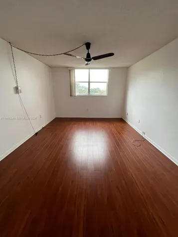 1800 SW 81st Avenue North Lauderdale FL 33068