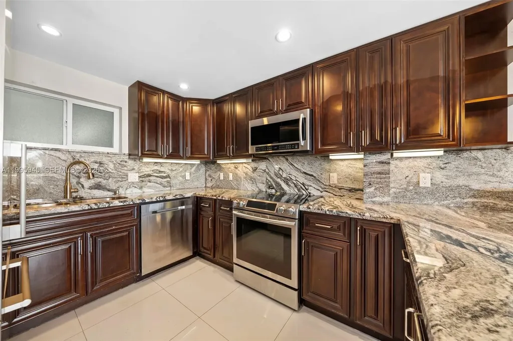 2840 N Ocean Boulevard Fort Lauderdale FL 33308