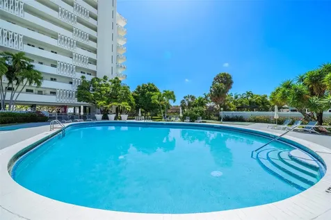 2840 N Ocean Boulevard Fort Lauderdale FL 33308