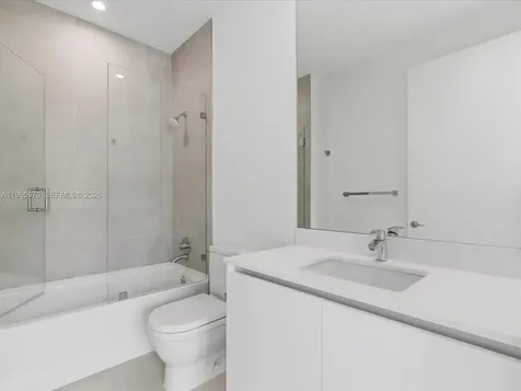 529 SW 11th Street Miami FL 33129