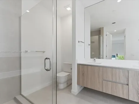 529 SW 11th Street Miami FL 33129