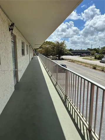 609 S State Road 7 Margate FL 33068