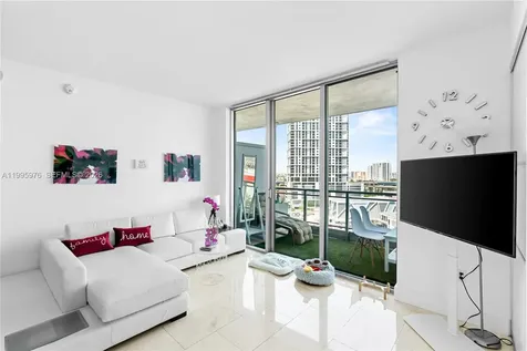 90 SW 3rd Street Miami FL 33130
