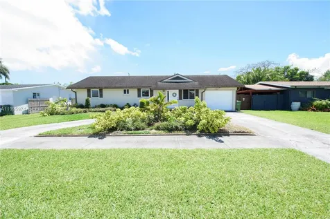 670 NW 16th Street Homestead FL 33030
