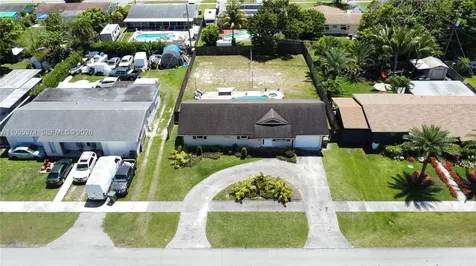 670 NW 16th Street Homestead FL 33030