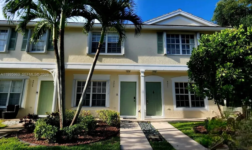 9905 NW 57th Manor Coral Springs FL 33076