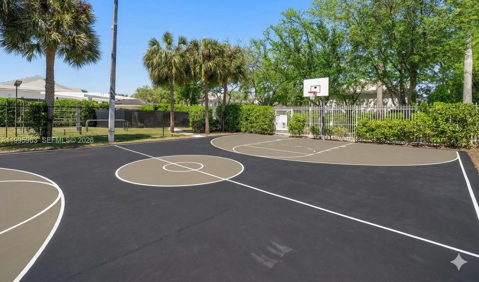 9905 NW 57th Manor Coral Springs FL 33076