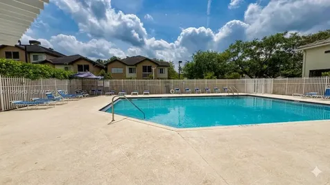 9905 NW 57th Manor Coral Springs FL 33076