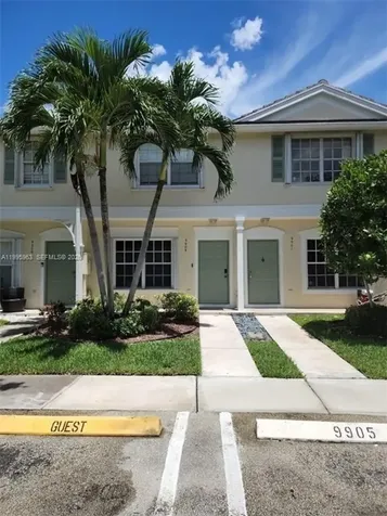 9905 NW 57th Manor Coral Springs FL 33076