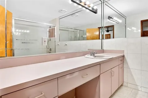 7821 SW 9th Terrace Miami FL 33144