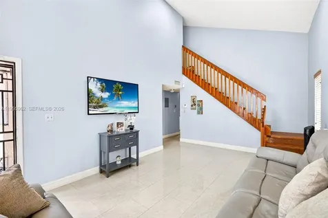 7821 SW 9th Terrace Miami FL 33144