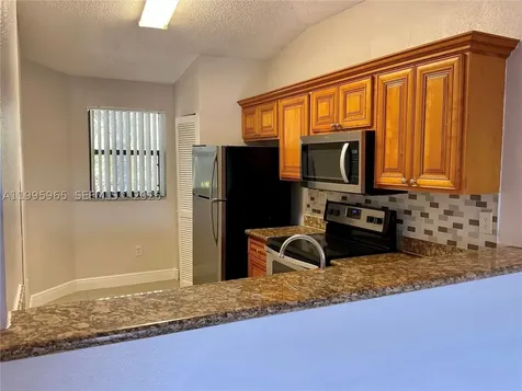 9998 Nob Hill Place Sunrise FL 33351