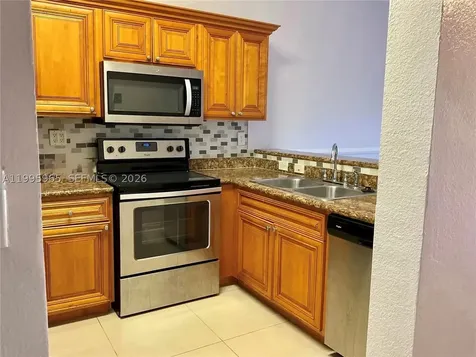 9998 Nob Hill Place Sunrise FL 33351