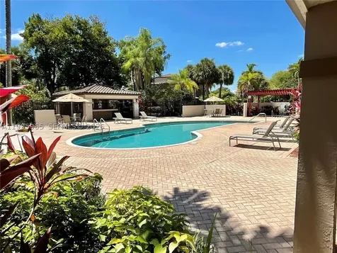 9998 Nob Hill Place Sunrise FL 33351