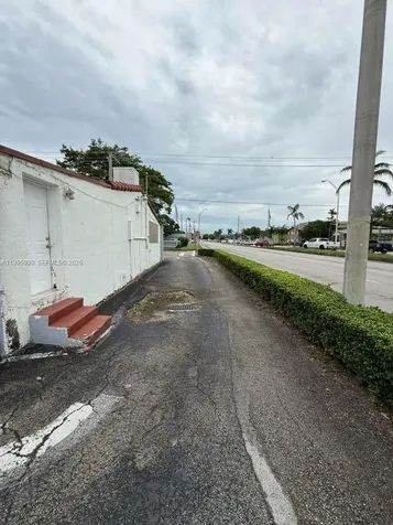 4141 SW 6th Street Miami FL 33134