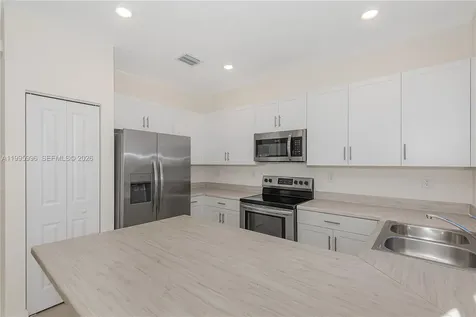 14732 SW 181 Terrace Miami FL 33187