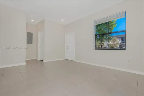 14732 SW 181 Terrace Miami FL 33187