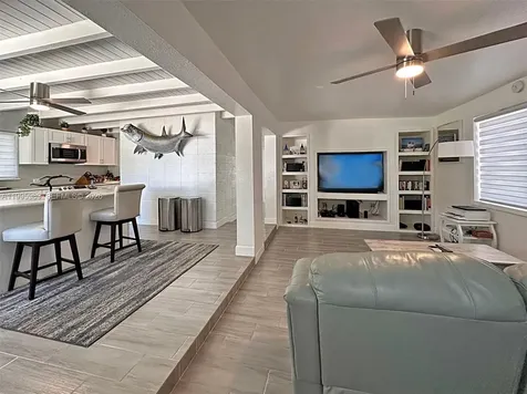 158 Pearl Avenue Plantation Key FL 33070