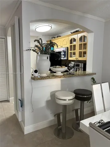 6858 NW 173rd Drive Hialeah FL 33015