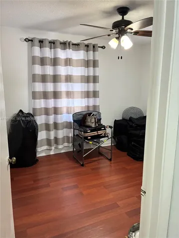 6858 NW 173rd Drive Hialeah FL 33015
