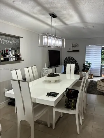 6858 NW 173rd Drive Hialeah FL 33015
