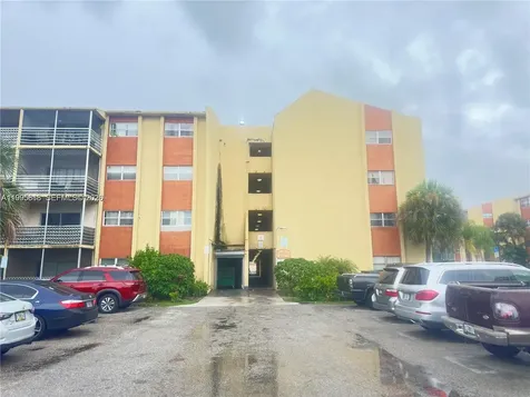 3700 NW 21st Street Lauderdale Lakes FL 33311