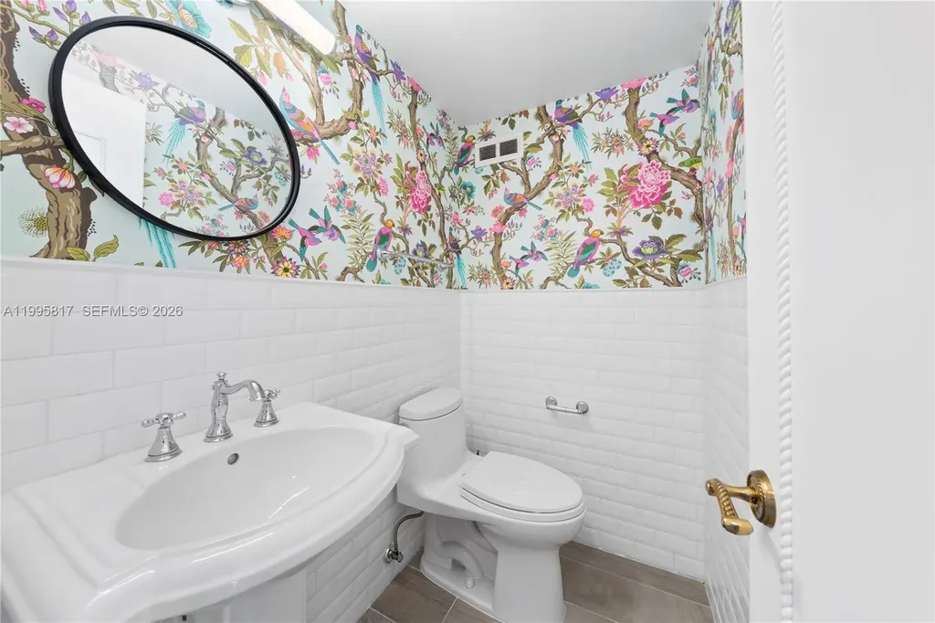 888 Intracoastal Drive Fort Lauderdale FL 33304