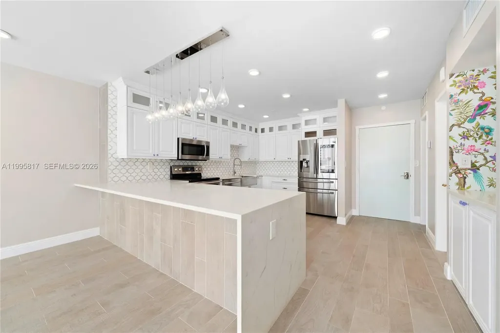 888 Intracoastal Drive Fort Lauderdale FL 33304