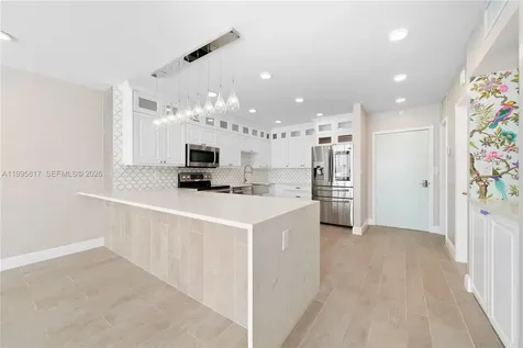 888 Intracoastal Drive Fort Lauderdale FL 33304