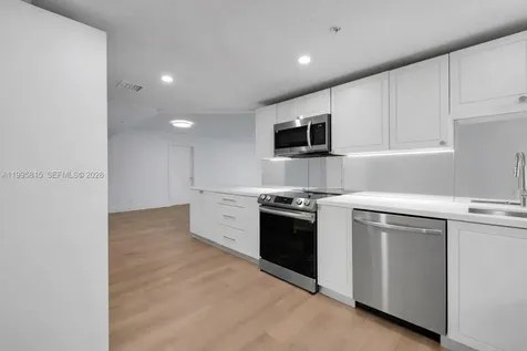 555 NE 34th Street Miami FL 33137
