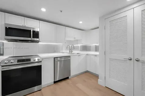555 NE 34th Street Miami FL 33137