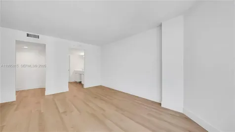 555 NE 34th Street Miami FL 33137